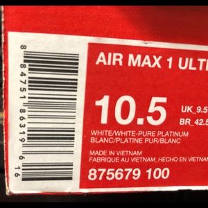 Men’s Nike Air Max 1 Ultra Essential New in Box